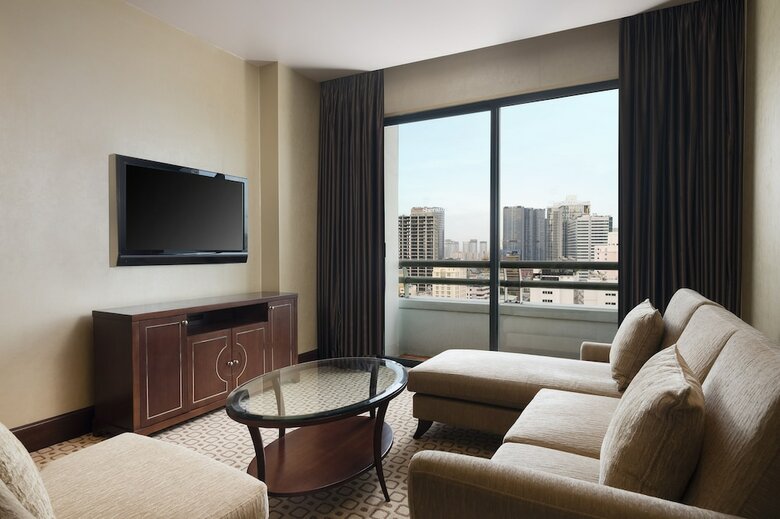 Sheraton Saigon Hotel & Towers