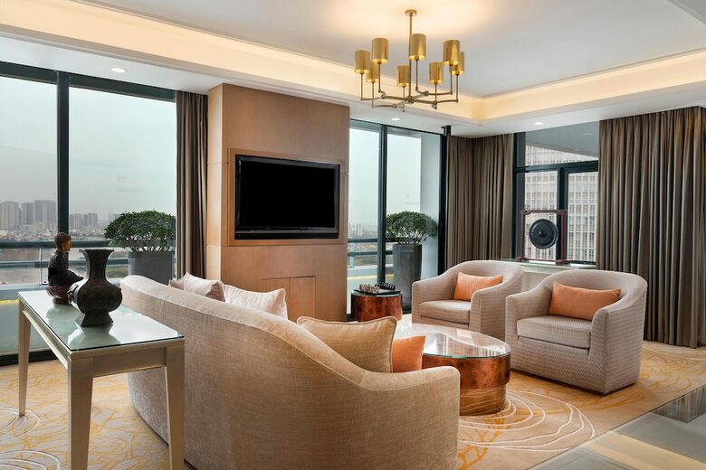 Sheraton Saigon Hotel & Towers