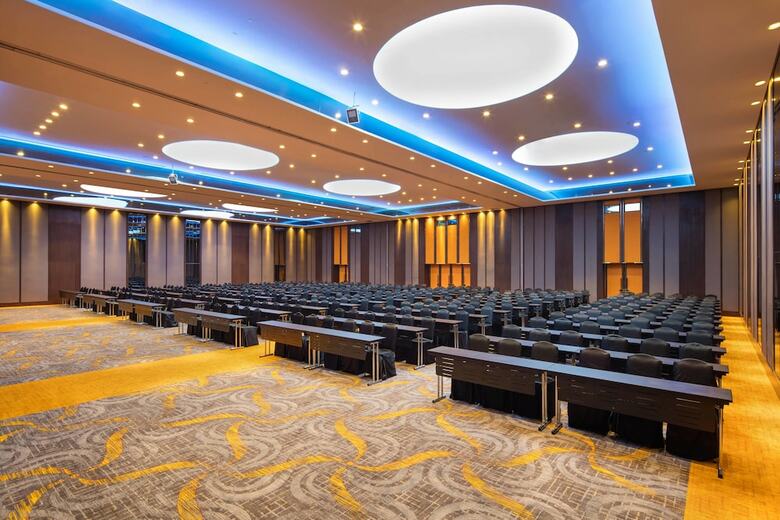 Sheraton Saigon Hotel & Towers