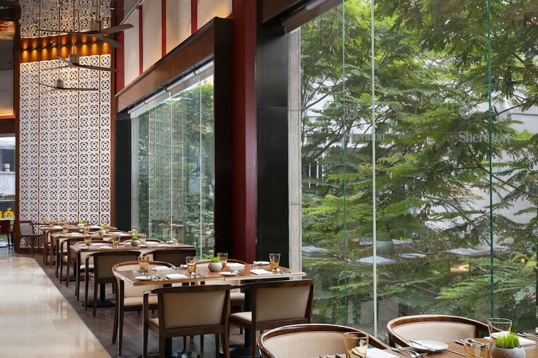 Sheraton Saigon Hotel & Towers