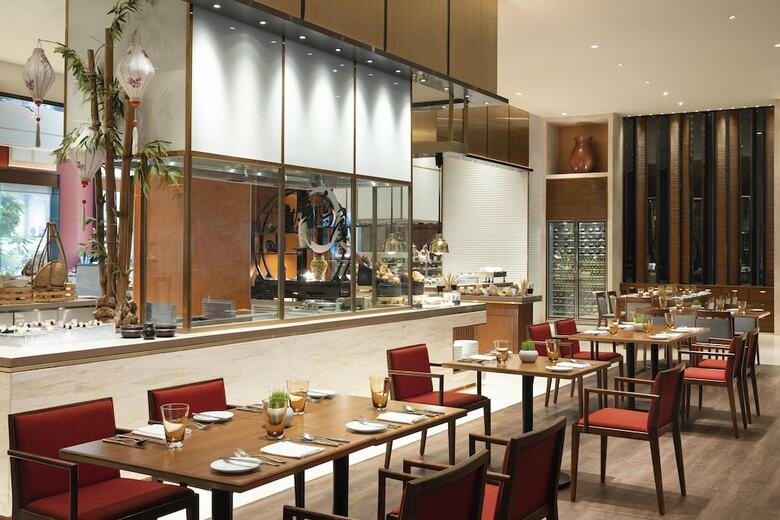 Sheraton Saigon Hotel & Towers