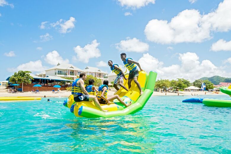 Hotel Bay Gardens Inn