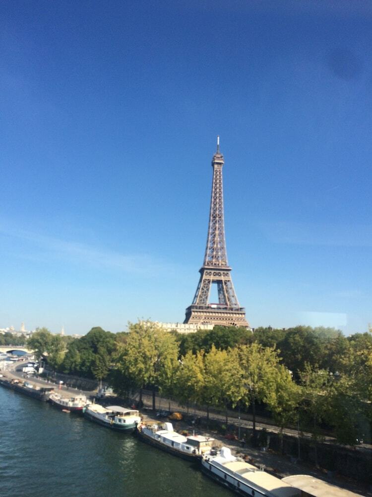 Residence Hoteliere Champ de Mars