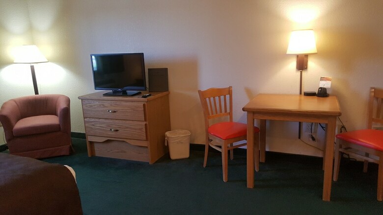 Hotel Americinn By Wyndham Garden City