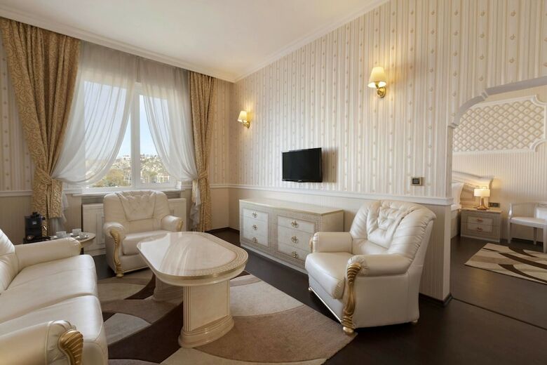 Hotel Ramada By Wyndham Plovdiv Trimontium