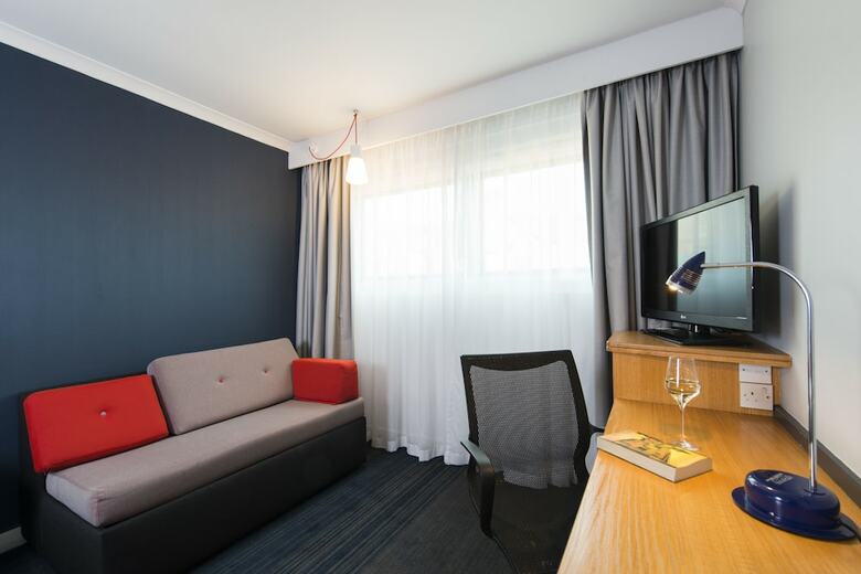 Hotel Holiday Inn Express Swansea - East