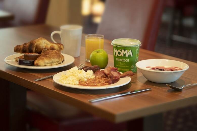 Hotel Holiday Inn Express Swansea - East