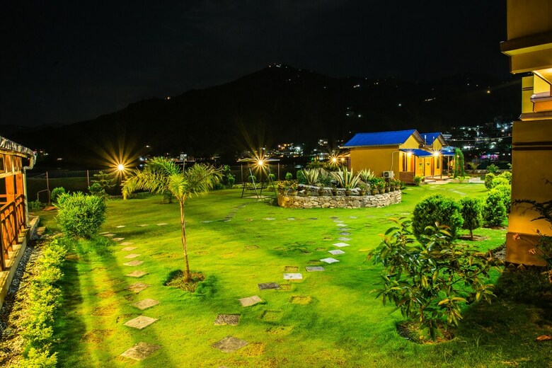 Hotel Lakefront