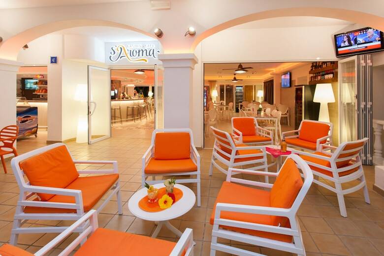 Aparthotel Oasis Sa Tanca