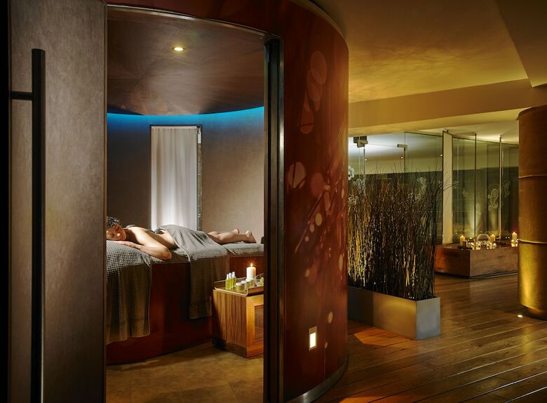 Killarney Plaza Hotel And Spa