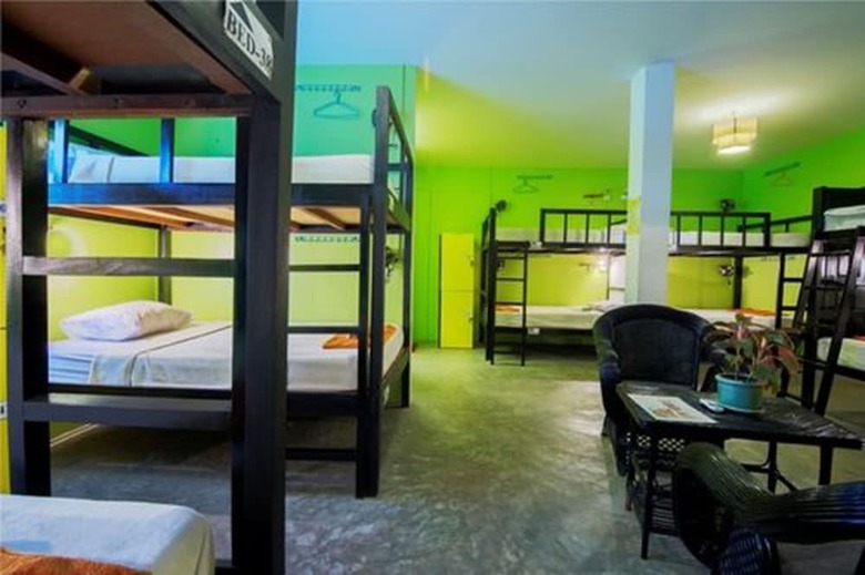 Hostal Warm Bed Hostel