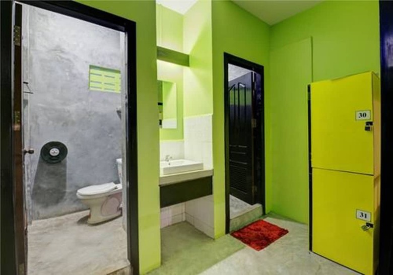 Hostal Warm Bed Hostel
