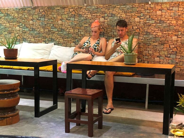 Hostal Warm Bed Hostel