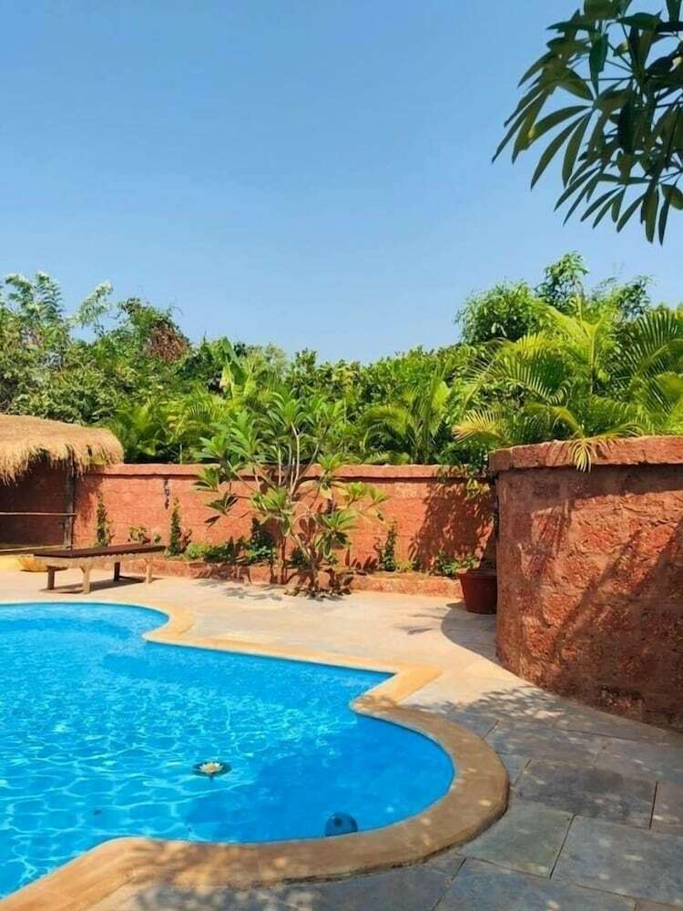 Cabana Banyan Tree Yoga