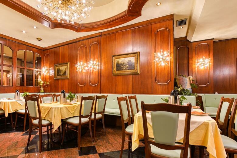 Ff&e Hotel Bavaria