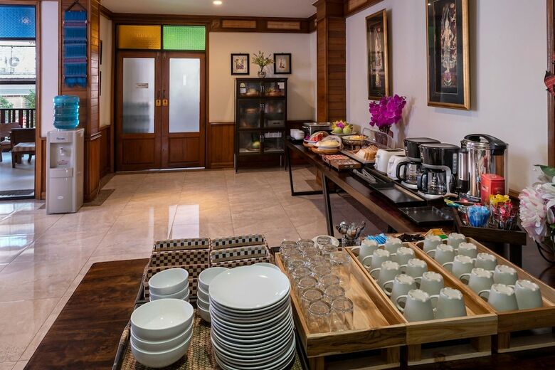Lee Chiang Hotel
