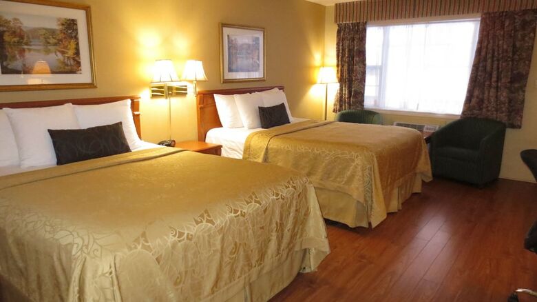 Hotel Country Squire Resort