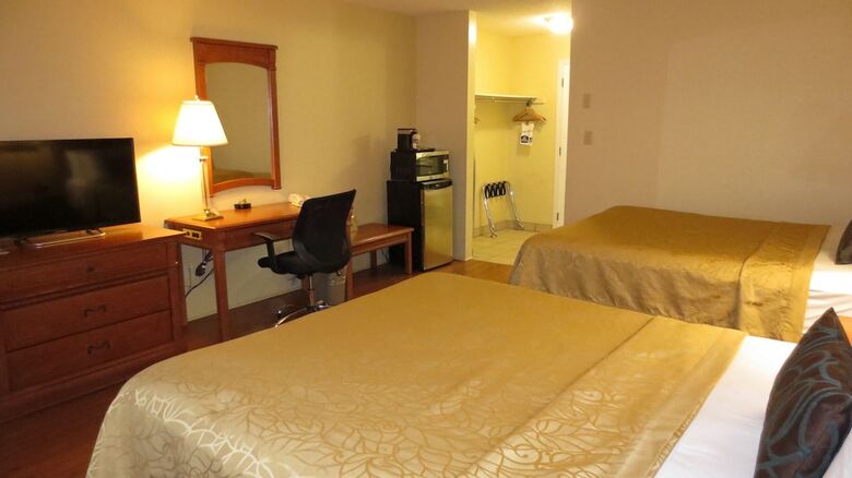 Hotel Country Squire Resort
