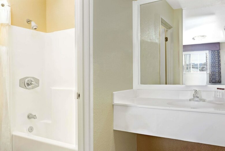 Hotel Ramada Limited Santa Cruz
