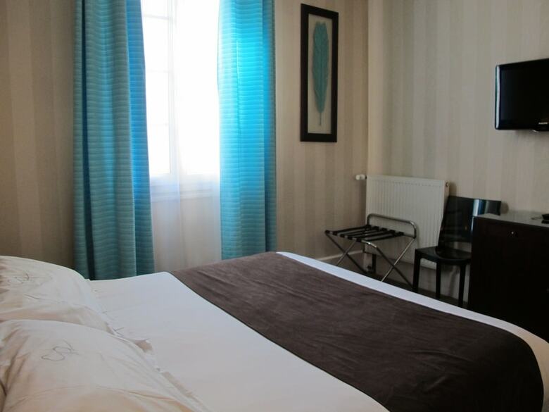 Hotel Hostellerie Du Chapeau Rouge
