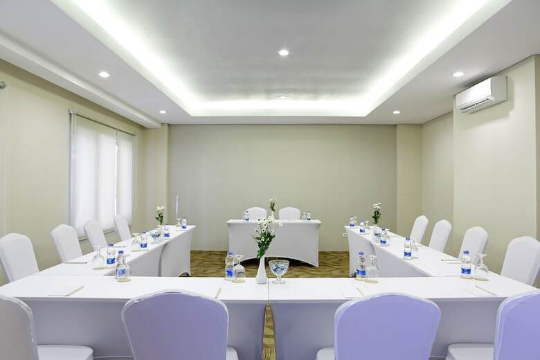 Rofa Kuta Hotel