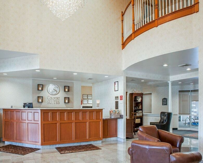 Hotel Comfort Suites West Warwick - Providence