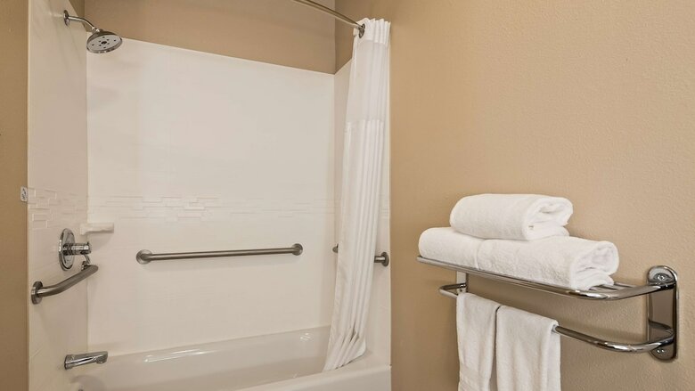 Hotel Best Western Plus Tulsa Inn & Suites