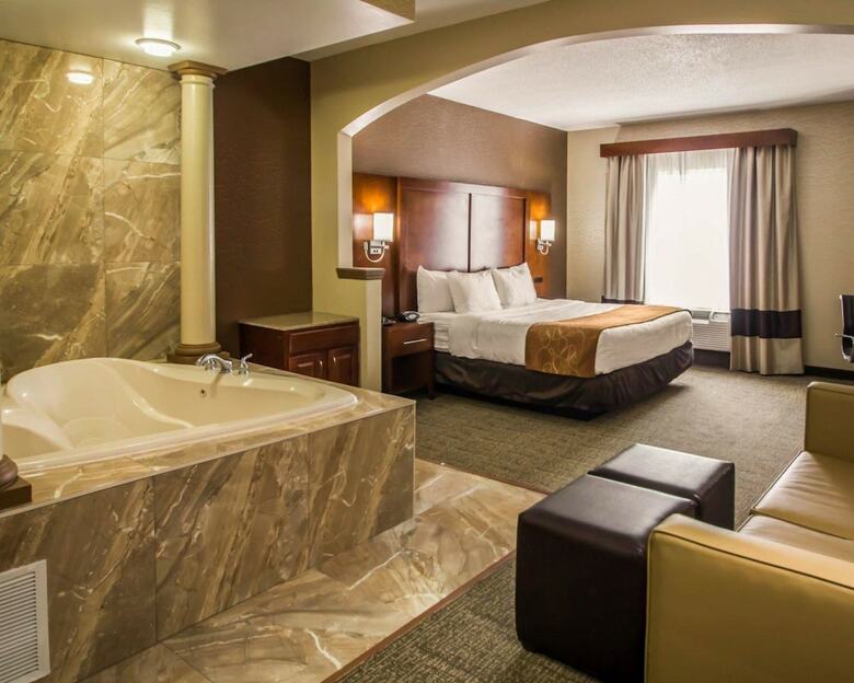 Hotel Quality Suites Nyc Gateway