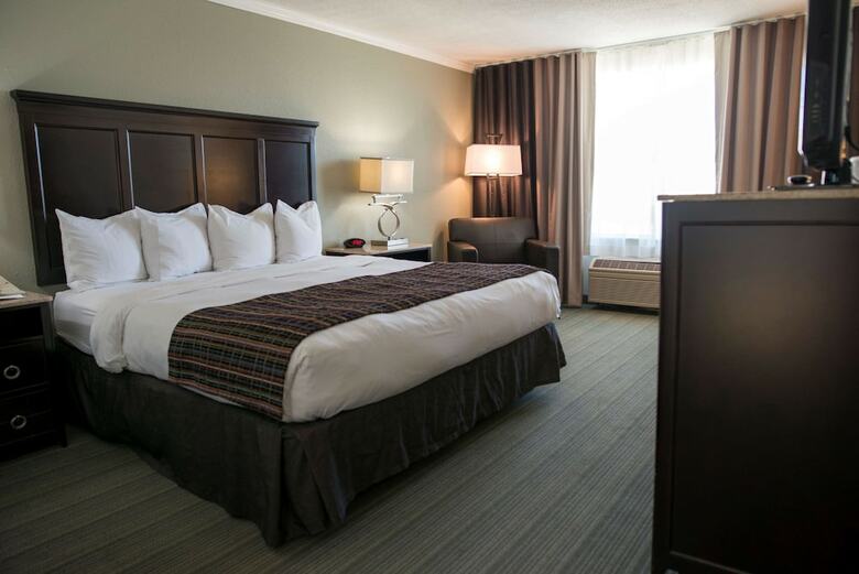 Hotel Country Inn & Suites By Radisson, Effingham, Il