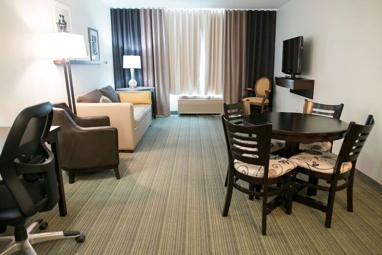 Hotel Country Inn & Suites By Radisson, Effingham, Il