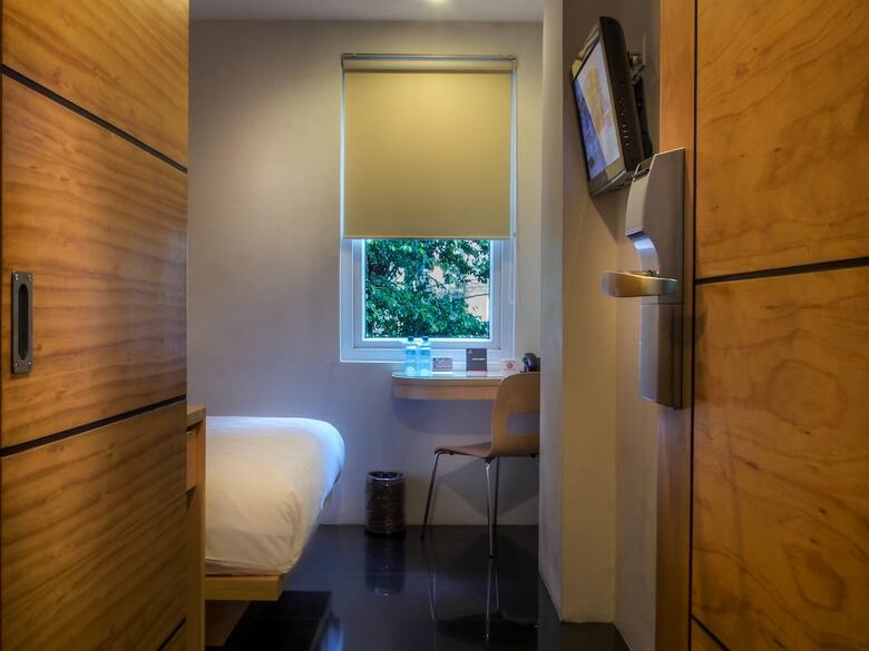 M Hotel Jakarta