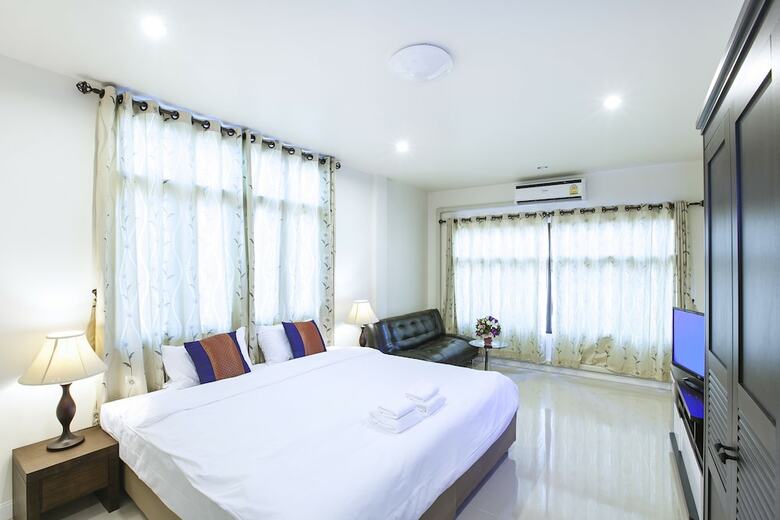 Chiang Mai Waroros Boutique Hotel