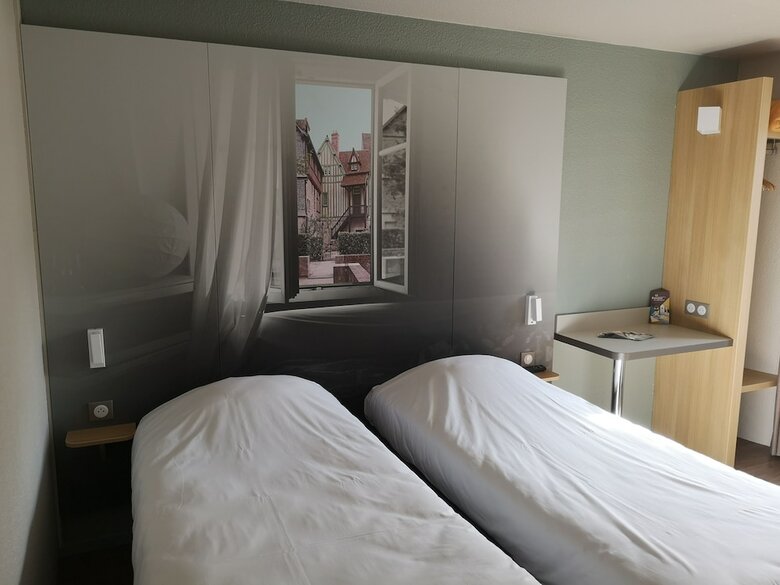 B&B Hotel Rouen Centre St Sever