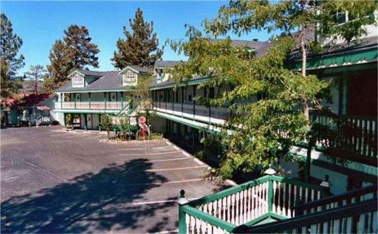 Hotel Fireside Lodge