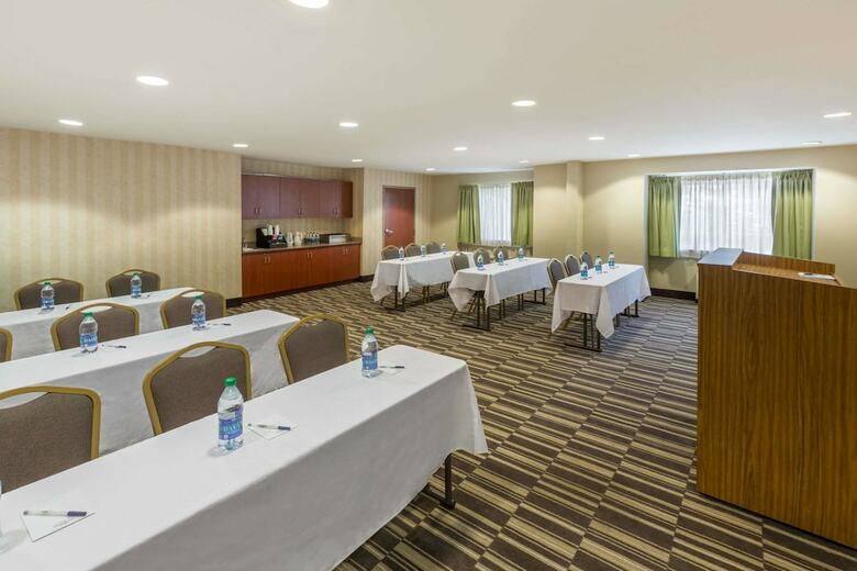 Hotel Microtel Inn & Suites By Wyndham Daphne/mobile
