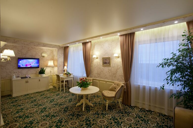 Izmailovo Alfa Hotel