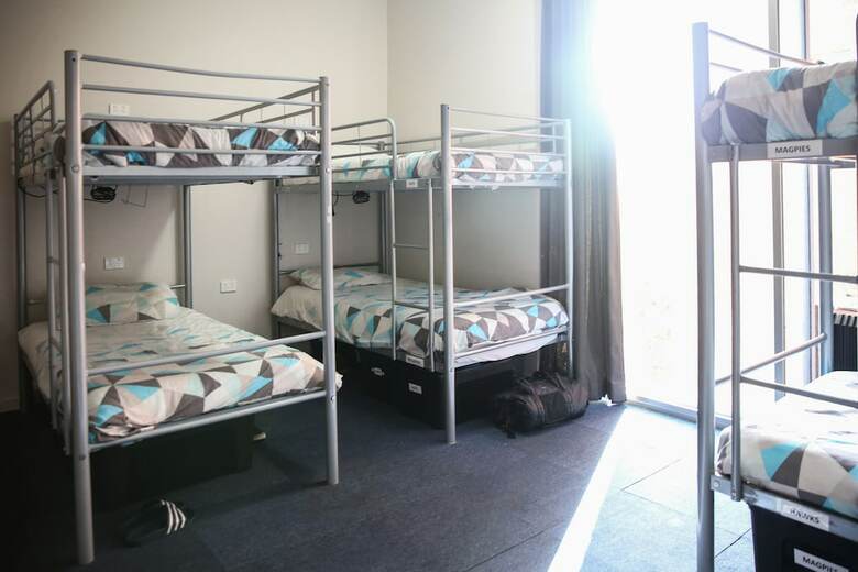 Hostal Barkly Backpackers - Hostel