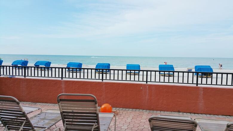 Las Brisas Condominiums