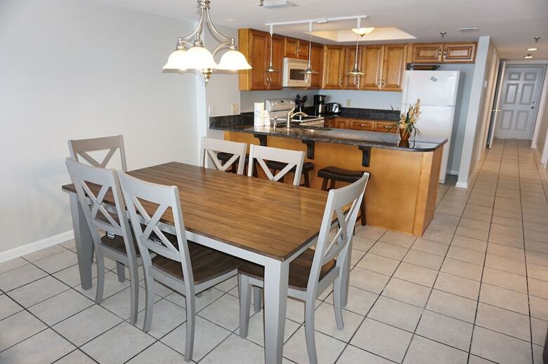 Las Brisas Condominiums