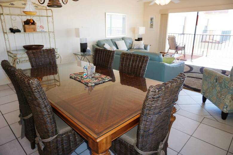 Las Brisas Condominiums