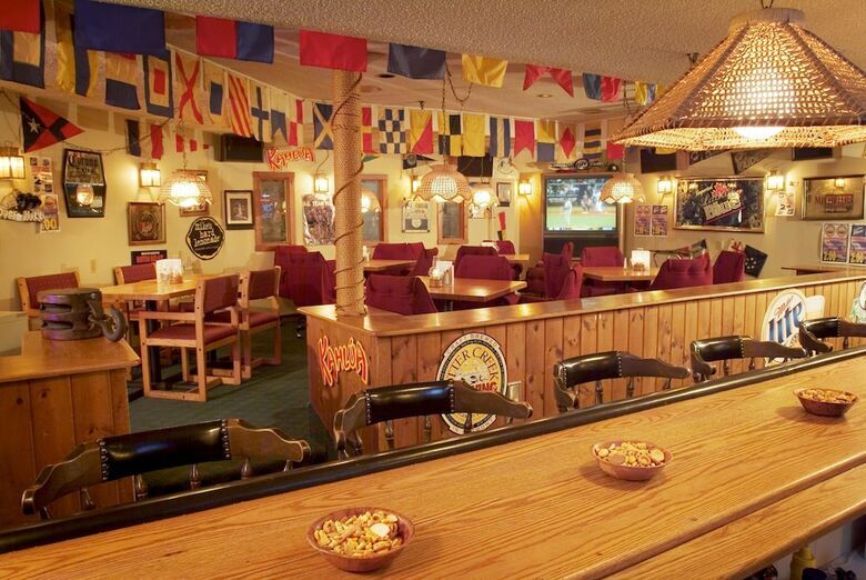 Hotel Commodores Inn