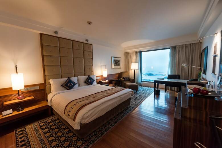 Hotel Intercontinental Marine Drive Mumbai