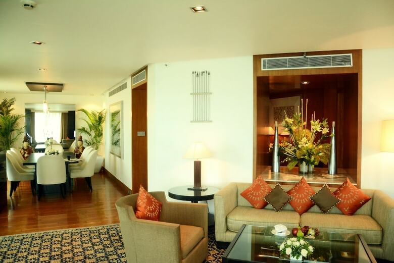 Hotel Intercontinental Marine Drive Mumbai