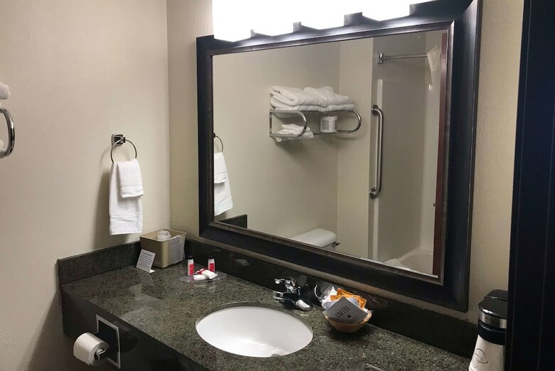 Hotel Americinn By Wyndham Maquoketa