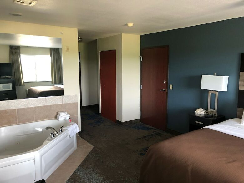 Hotel Americinn By Wyndham Maquoketa