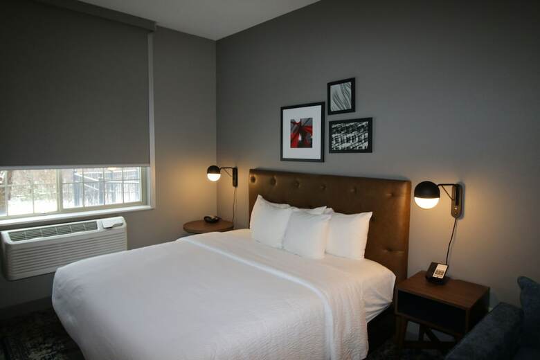 Hotel Comfort Suites Chicago Schaumburg