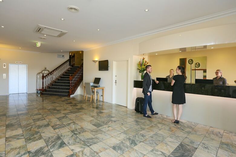 Motel Best Western Plus Hovell Tree Inn