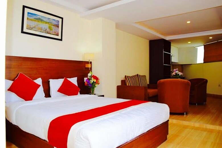 Regal Airport Hotel