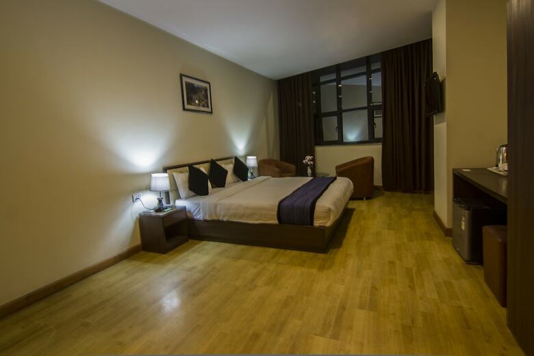 Regal Airport Hotel