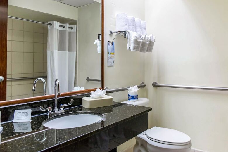 Hotel Quality Suites